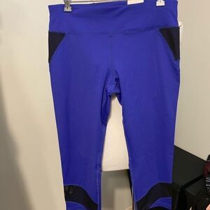 DKNY Capri activewear  